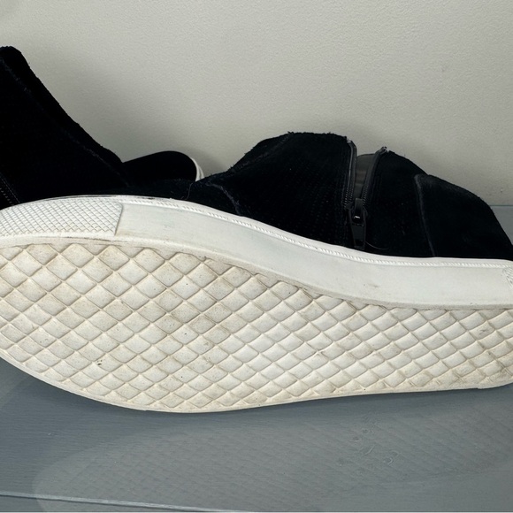Steve Madden Wavery Suede Wedge Sneaker Black Size 9 - Picture 5 of 8